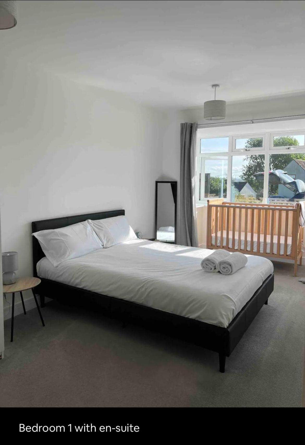Green 3 Bed Bungalow With En-Suite And Parking Felton  Buitenkant foto